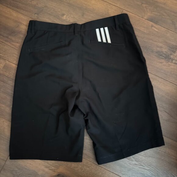 Adidas Men's Black Golf Shorts - Picture 4 of 5